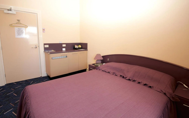 Mitchell River Tavern