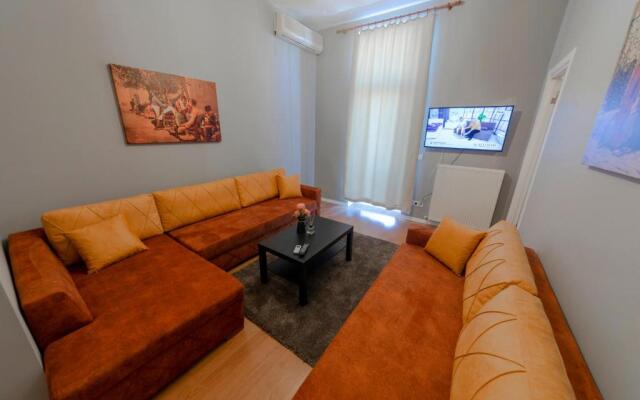 Royal Taksim Suites