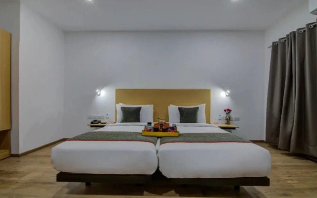 OYO Townhouse 047 Kanakpura Road