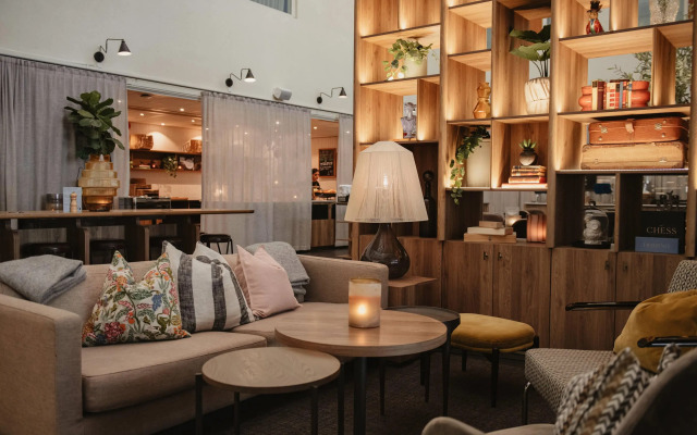 Home Hotel Odin - Dinner included