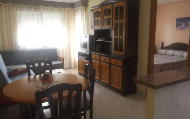 Alicante 100665 1 Bedroom Apartment by Mo Rentals