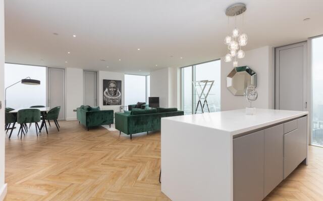 Fabulous City Flat With Views