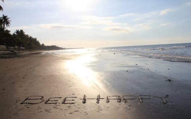 The Ning Beach & Villa
