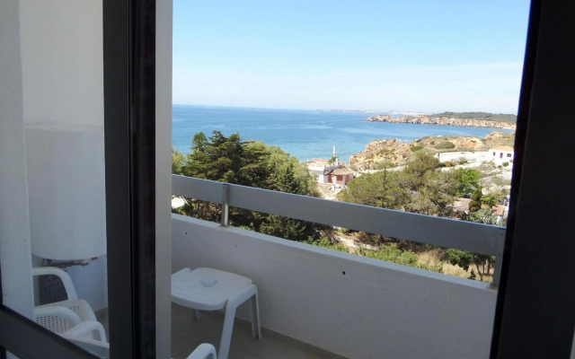 Hotel Luar