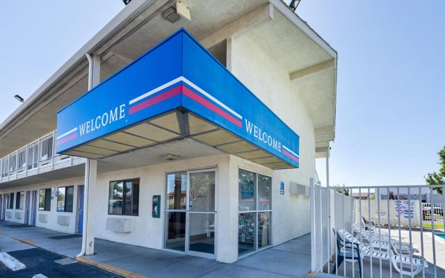 Motel 6 Carson City, NV