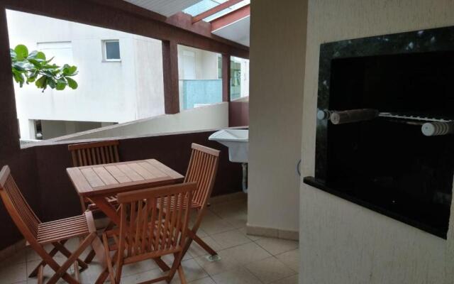 Residencial Melfi 3 Ap.8 Fundos