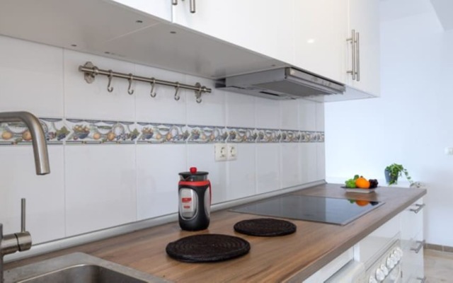 Apartment - 1 Bedroom with Pool and WiFi - 107871