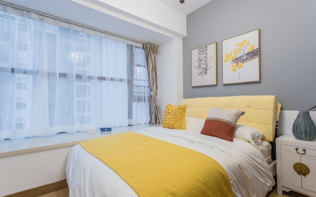 Locals Boutique Apartment Huafa Plaza 18