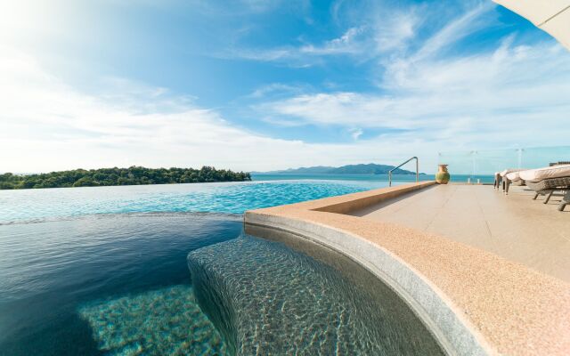 Villa Tasanee
