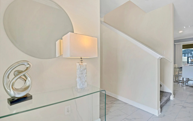 2861SMILE, Kissimmee, US