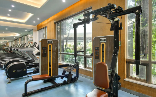 Royal Garden Hotel