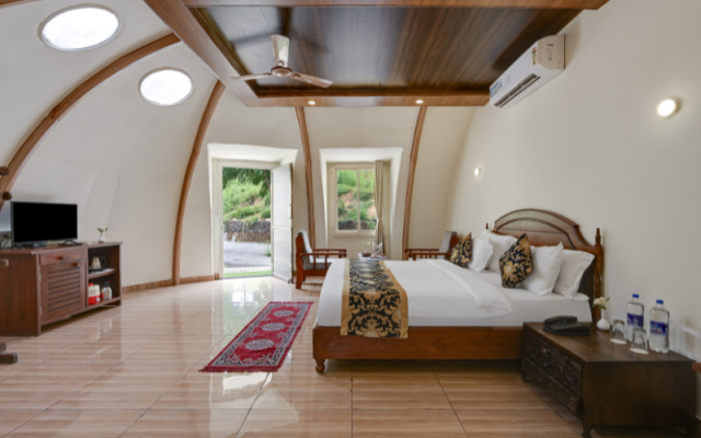 Kavish Holiday Hill Resort N Spa