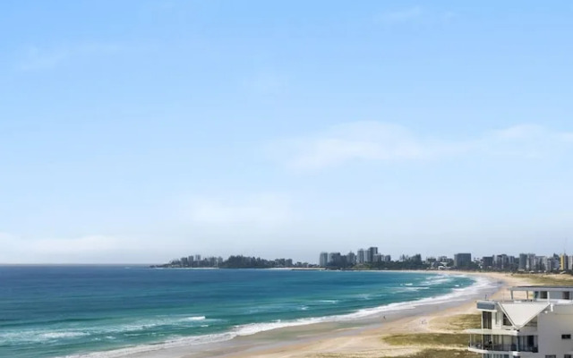 Bilinga Beachfront Luxury at Lana