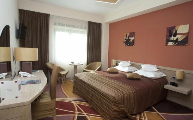 Best Western Plus Mari Vila Hotel