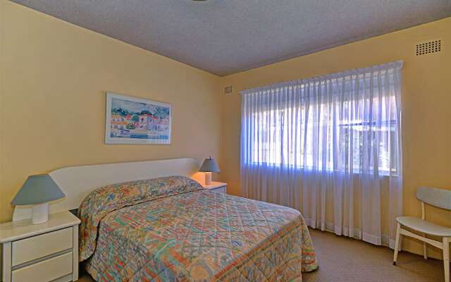 Dolphin Court - Unit 5