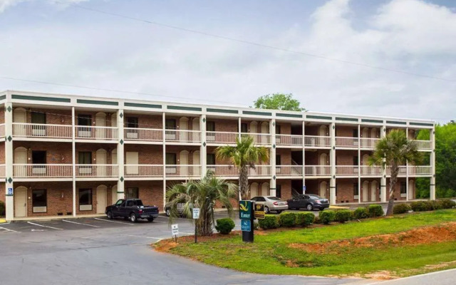 Quality Inn Harbison Area