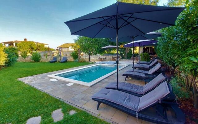 Rooms and Apartments IstraSoley