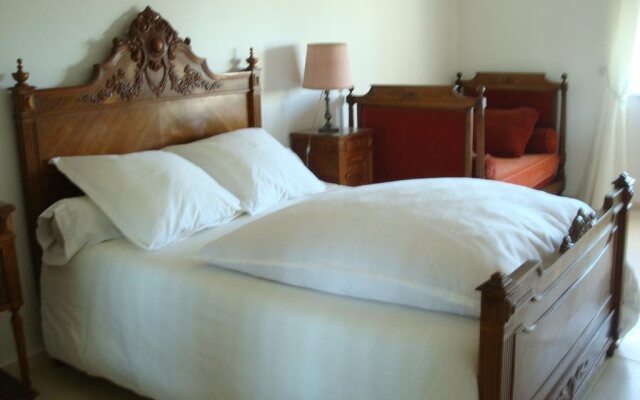 Domaine De Lardoisiere