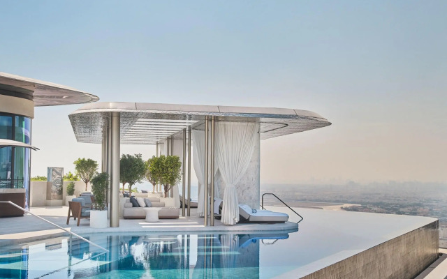The Lana - Dorchester Collection