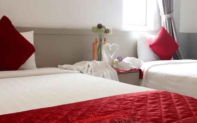 The Carnation Hotel Da Nang