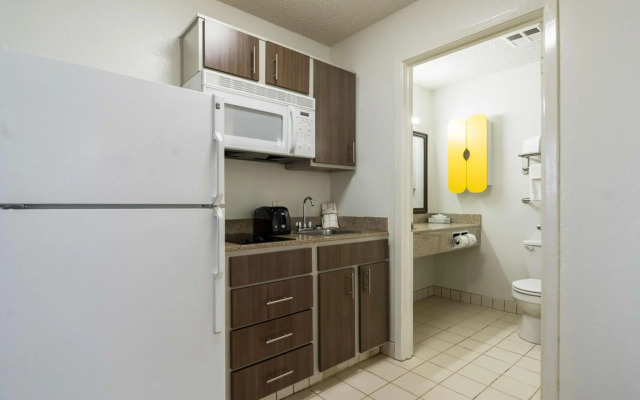 Studio 6 Plano, TX - Dallas - Plano Medical Center