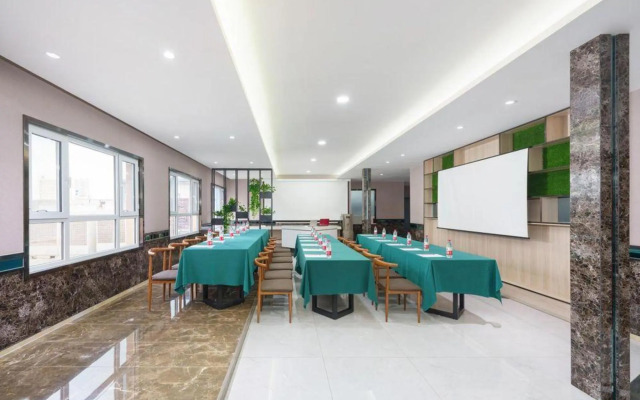 City Coordinate Boutique Hotel