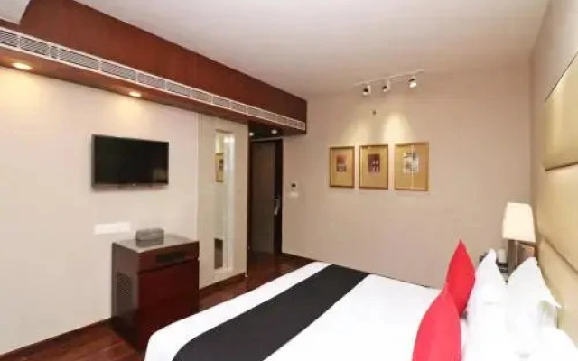 Ida Hotel