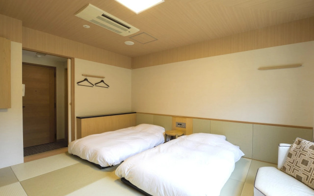Hakone Lake Hotel