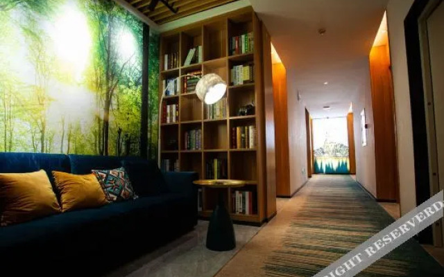 Sheqi impression Art Hotel