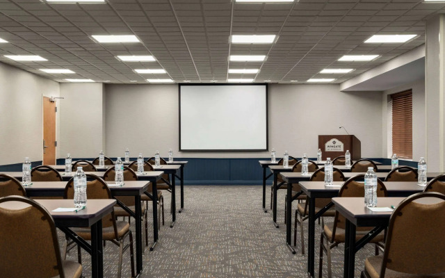 Wingate by Wyndham Louisville East