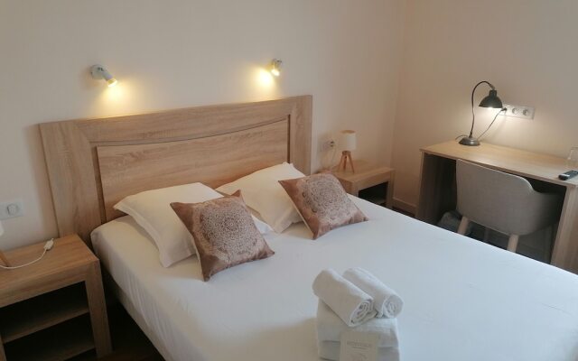 Hotel Restaurant Platanes