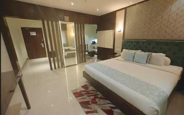 Hotel Radhika Regency