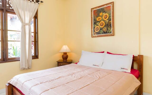 RedDoorz near Duyung Beach Sanur
