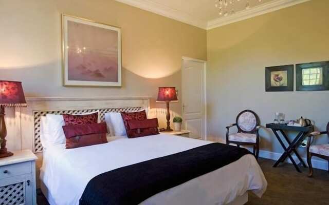 Capeblue Manor House