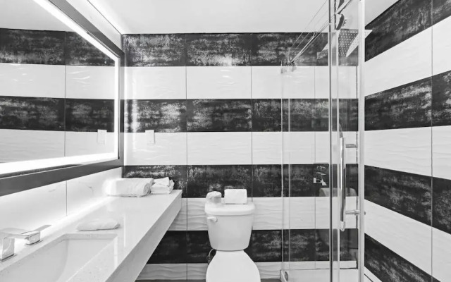 Casa Azul Hotel Blu JFK