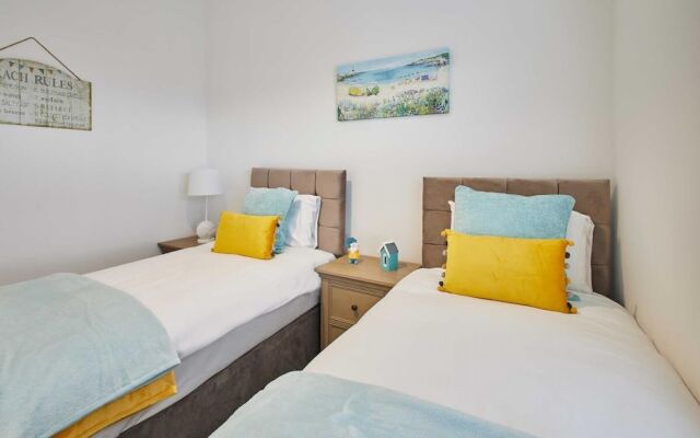 Host Stay Sea View Road