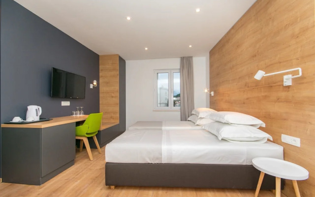 ORA Luxury Rooms