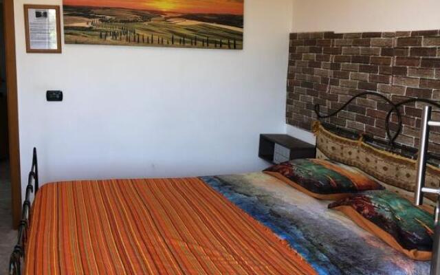 Camera dell' antico Arco Romano