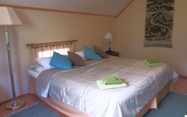 Yli-Kaitalan Lomamökit