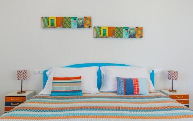 Villa Sorrento Flats