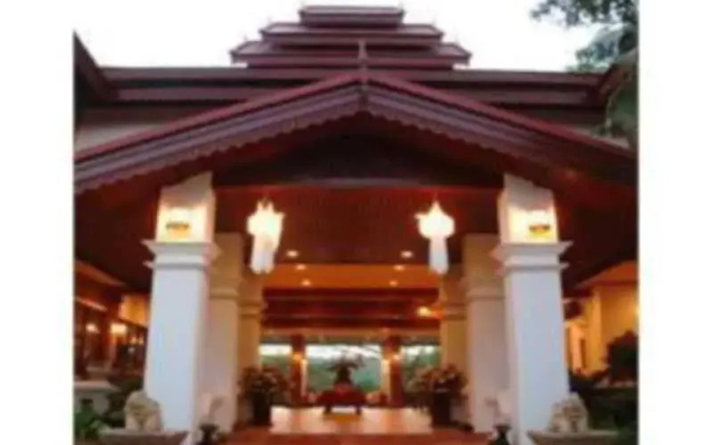 Golden Pai and Suite Resort
