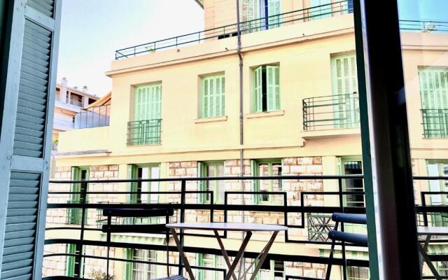 Apart Hotel Riviera - Promenade des anglais 5mn- One bedroom superior- Balcony- Carré d'Or-Musiciens-Balcony Berlioz