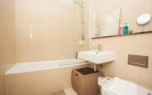 Modern 1 Bedroom Flat in Lambeth