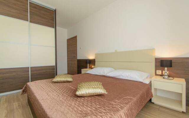 Apartments Villa Aurora 3