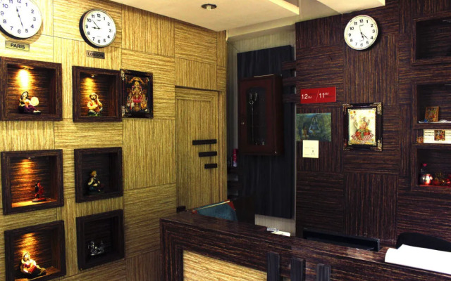 OYO 31120 Hotel Royale India