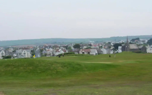 Links Side Guest House