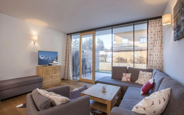 Apartment in Neukirchen by Ski Lift & Wellness