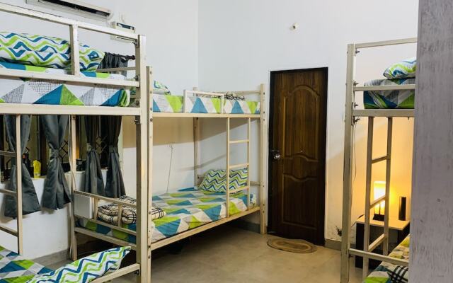 Rootsvilla Hostel Goa