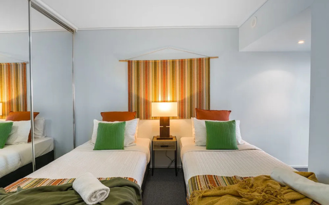 African Escape on Level 38 – Guest Rooms – Brisbane