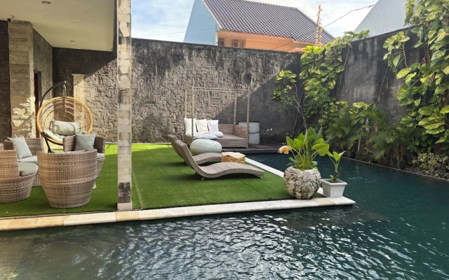 Puri Ratu Jimbaran Villa By Betterplace